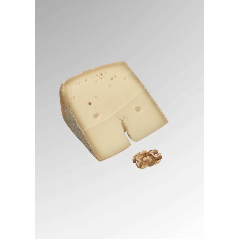 Tomme Du Jura aux Noix