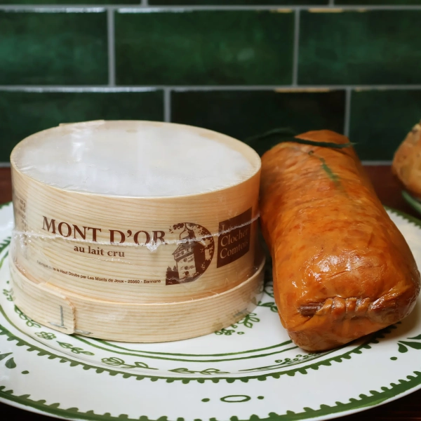Mont d'Or + Saucisse de Morteau